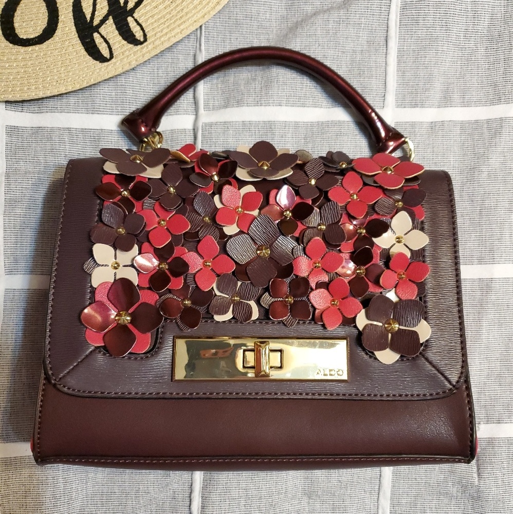 Floral ALDO purse!